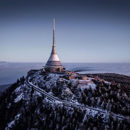Jested Golf Restaurace A Penzion Svetla pod Jestedem Buitenkant foto